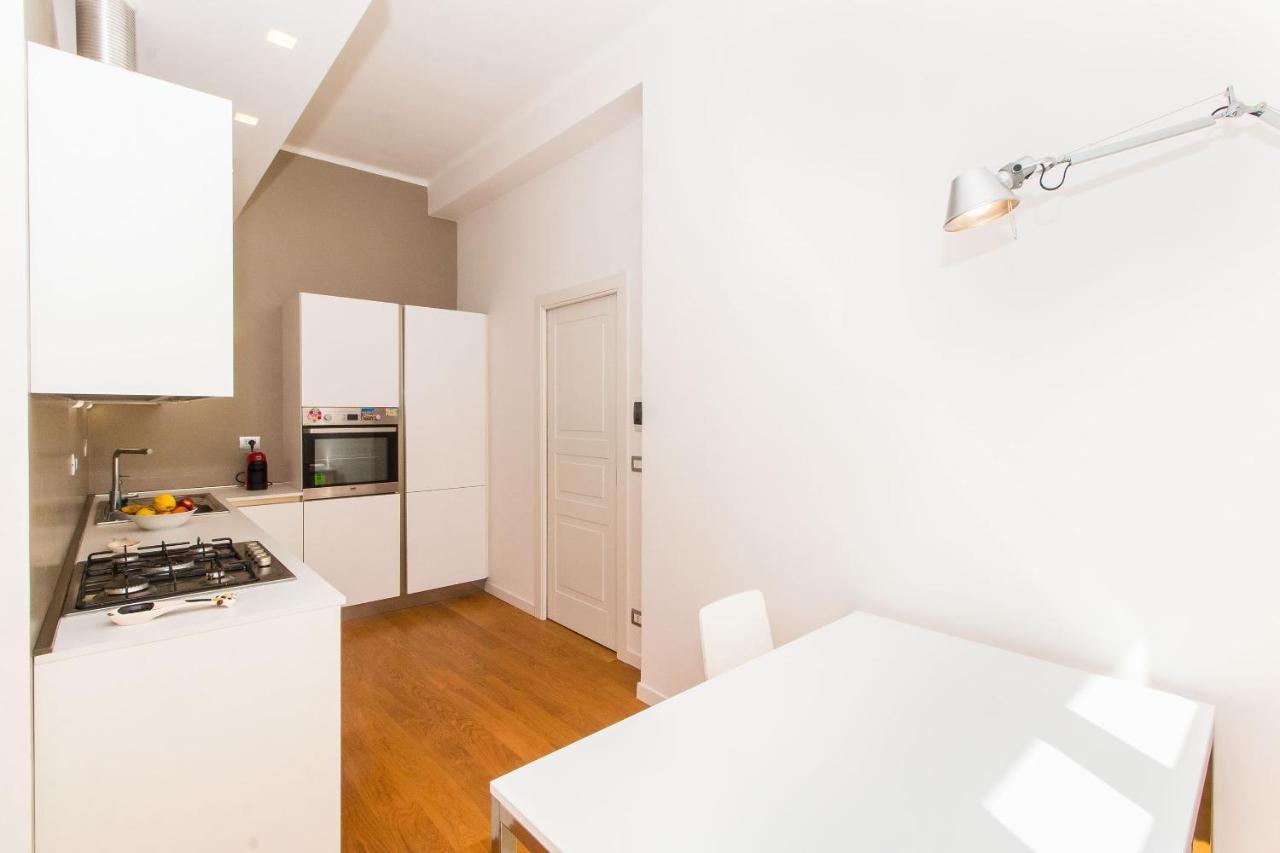 Porta Nuova & Parco Del Valentino Roomy Flat Turin Exteriör bild